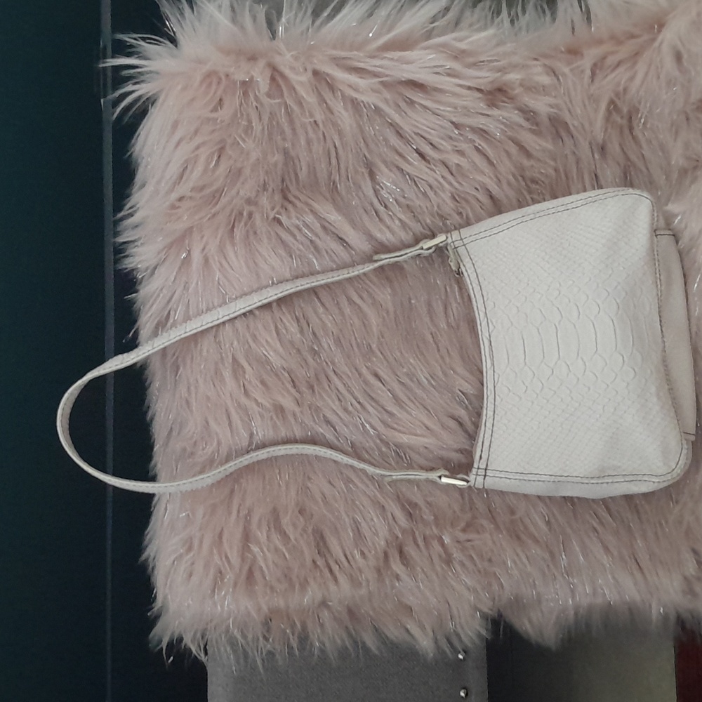 Lizclairborne Shoulder Bag​ - Picture 4 of 8